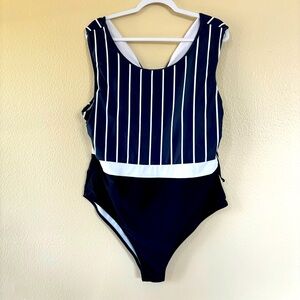NWOT Shein Navy and White Striped Plus Size One-Piece Swimsuit 4X